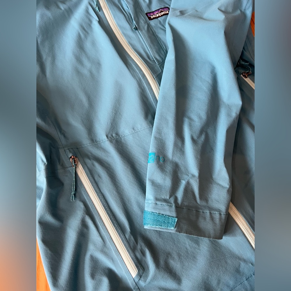 Lightweight Rain/Wind Jacket - image 4